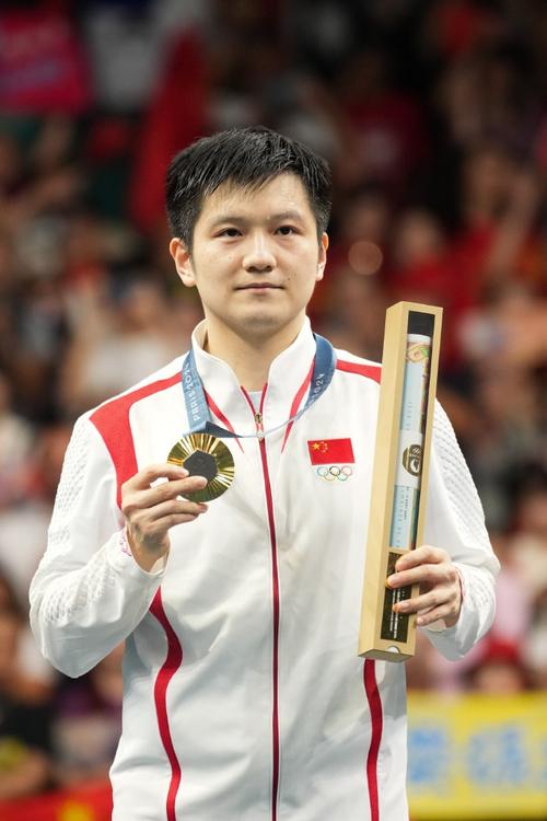 樊振东占卜 上海队请吴敬平出山帮助了谁