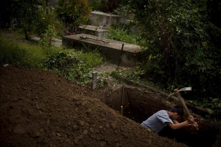 周公解梦挖坟 梦见挖自己亲人的墓地