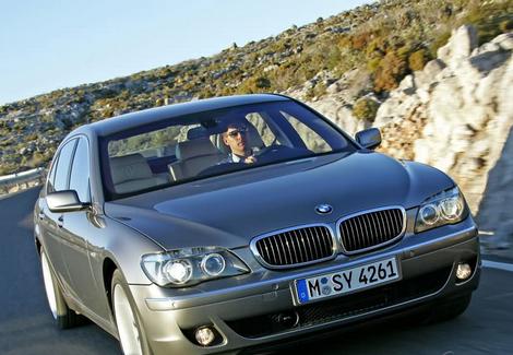 周公解梦原版车 车在梦里的象征意义