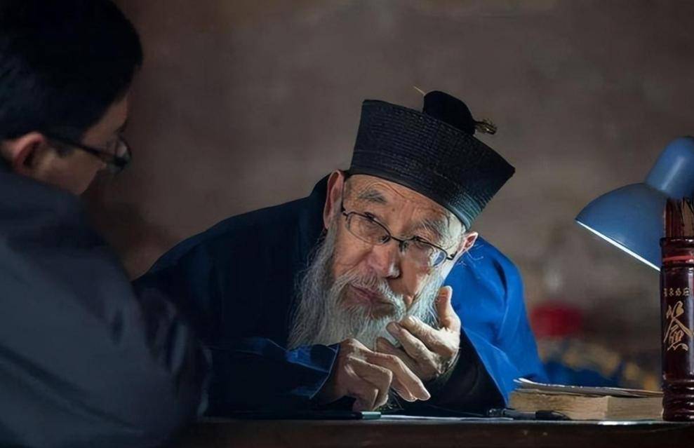 给人算卦 给人算卦算怀孕算不好能不能中邪