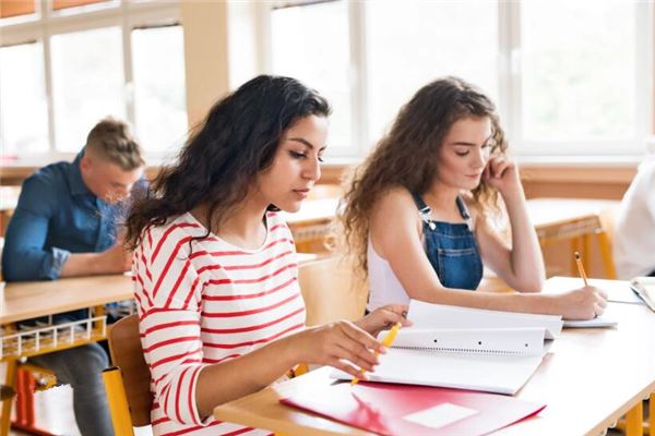 周公解梦梦到上学 女人梦见上学是吉兆吗