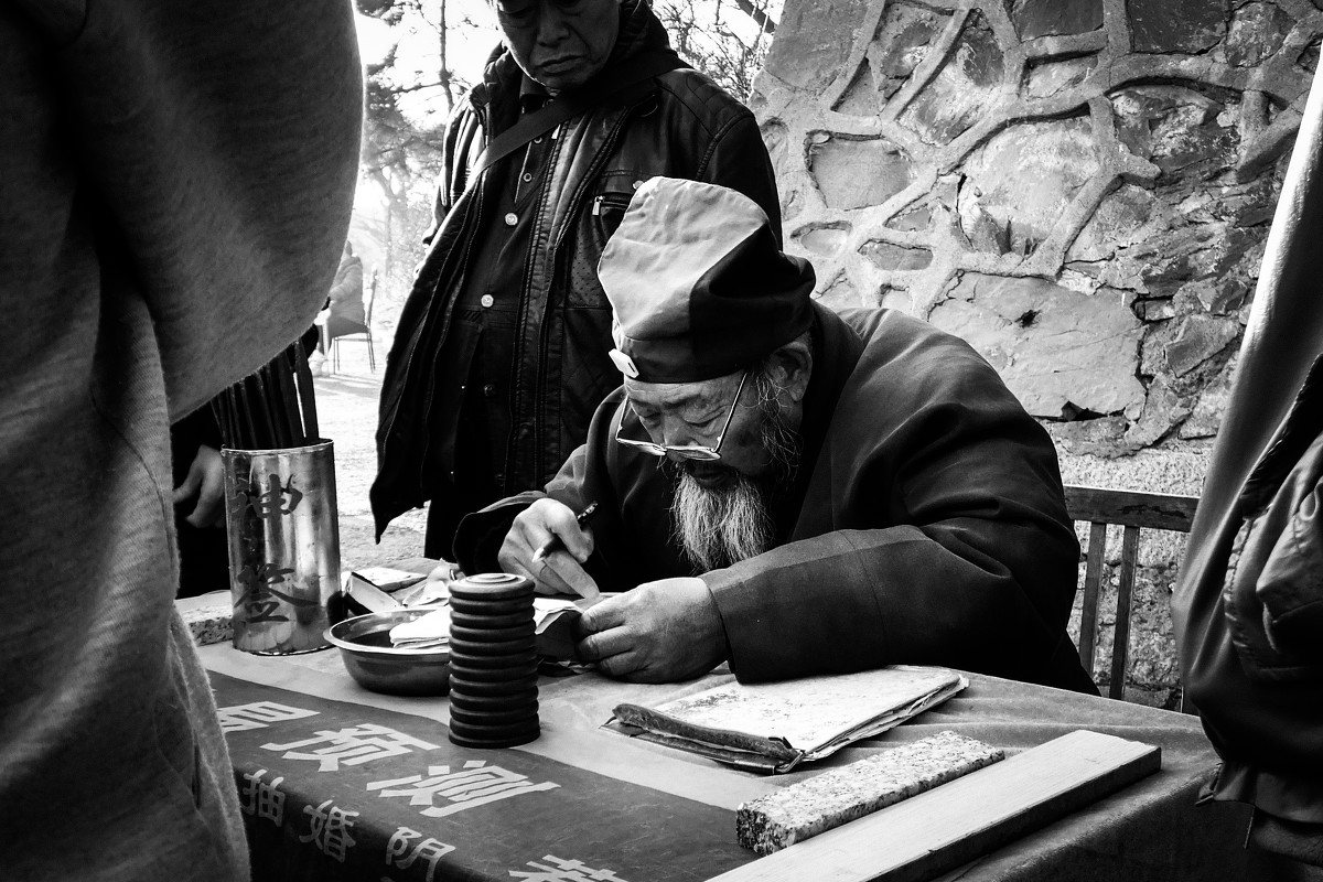 周公解梦梦到算卦 周公解梦梦到发大水而且水很猛