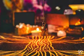 包含免费塔罗占卜的词条